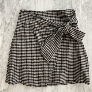 Aritzia Wilfred Wrap Front Plaid Skirt